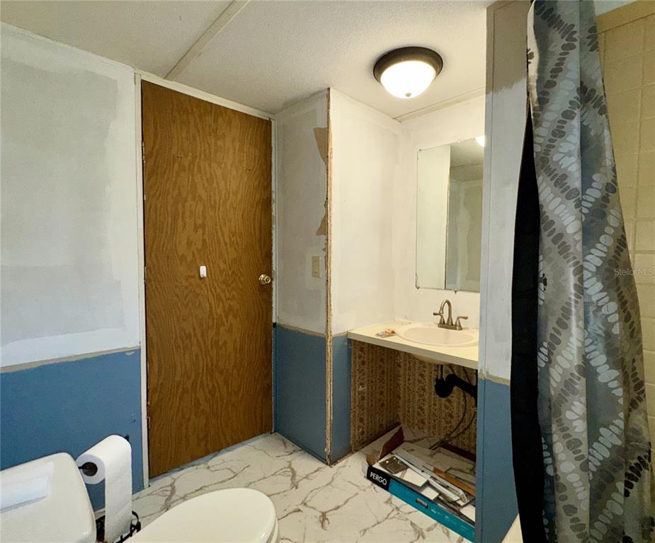 7809 Southwest 12th Place Bell, FL 32619 - Photo 10 of 21