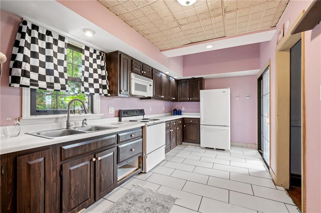 1140 Wayne Avenue McKees Rocks, PA 15136 - Photo 13 of 38