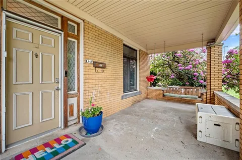 $175,000 | 1140 Wayne Avenue, McKees Rocks, PA 15136
