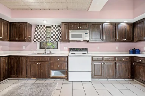 $175,000 | 1140 Wayne Avenue, McKees Rocks, PA 15136