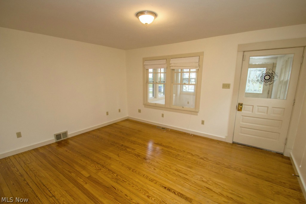 396 Forestview Road Bay Village, OH 44140 - Photo 7 of 24 Gallery Image 7
