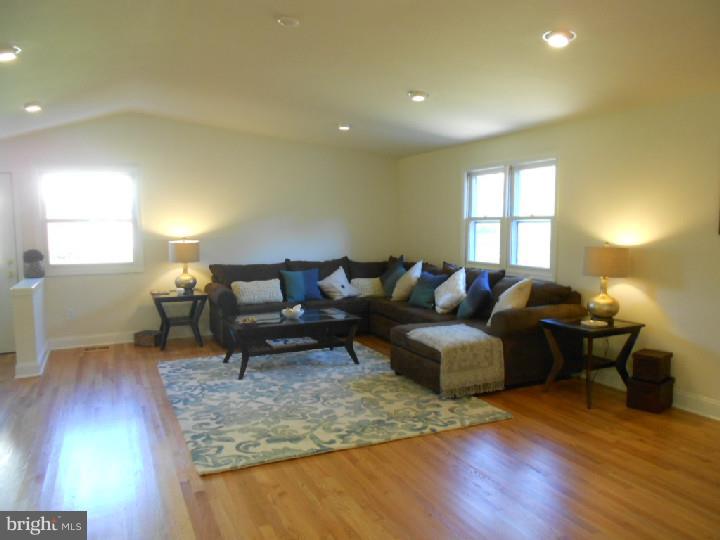 175 Beulah Road Doylestown, PA 18901 - Photo 2 of 24 Great Room