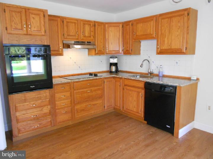 175 Beulah Road Doylestown, PA 18901 - Photo 16 of 24 In-law Suite
