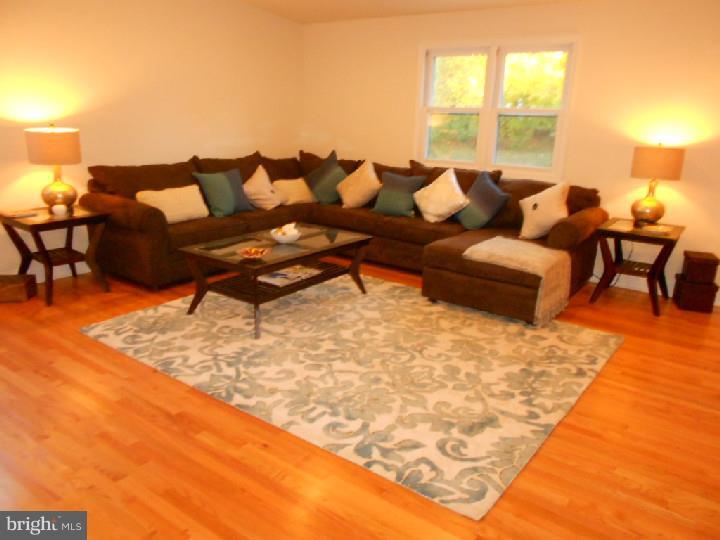 175 Beulah Road Doylestown, PA 18901 - Photo 4 of 24 Great Room