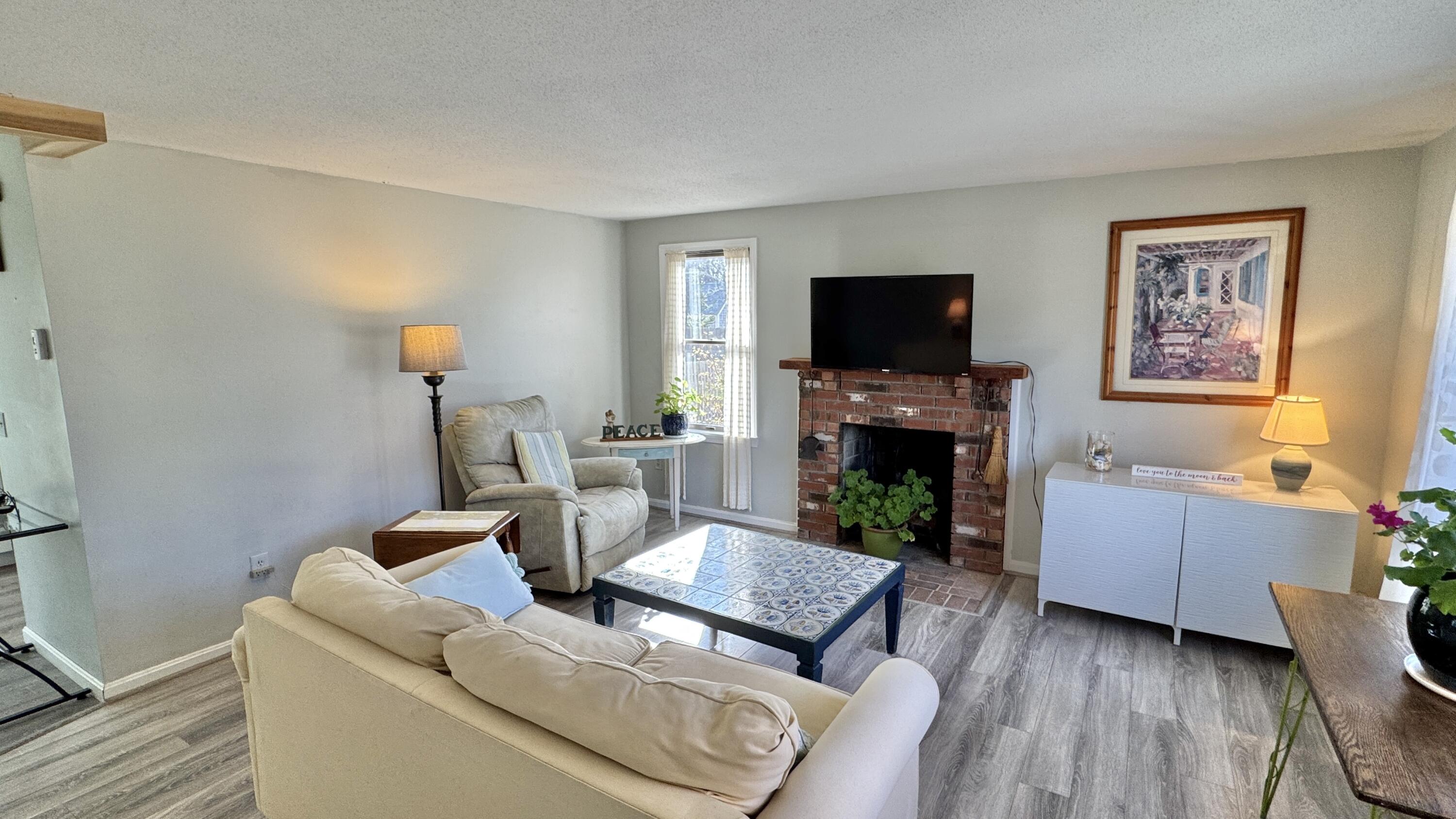 300 Brackett Road Eastham, MA 02642 - Photo 13 of 30 IMG_2911