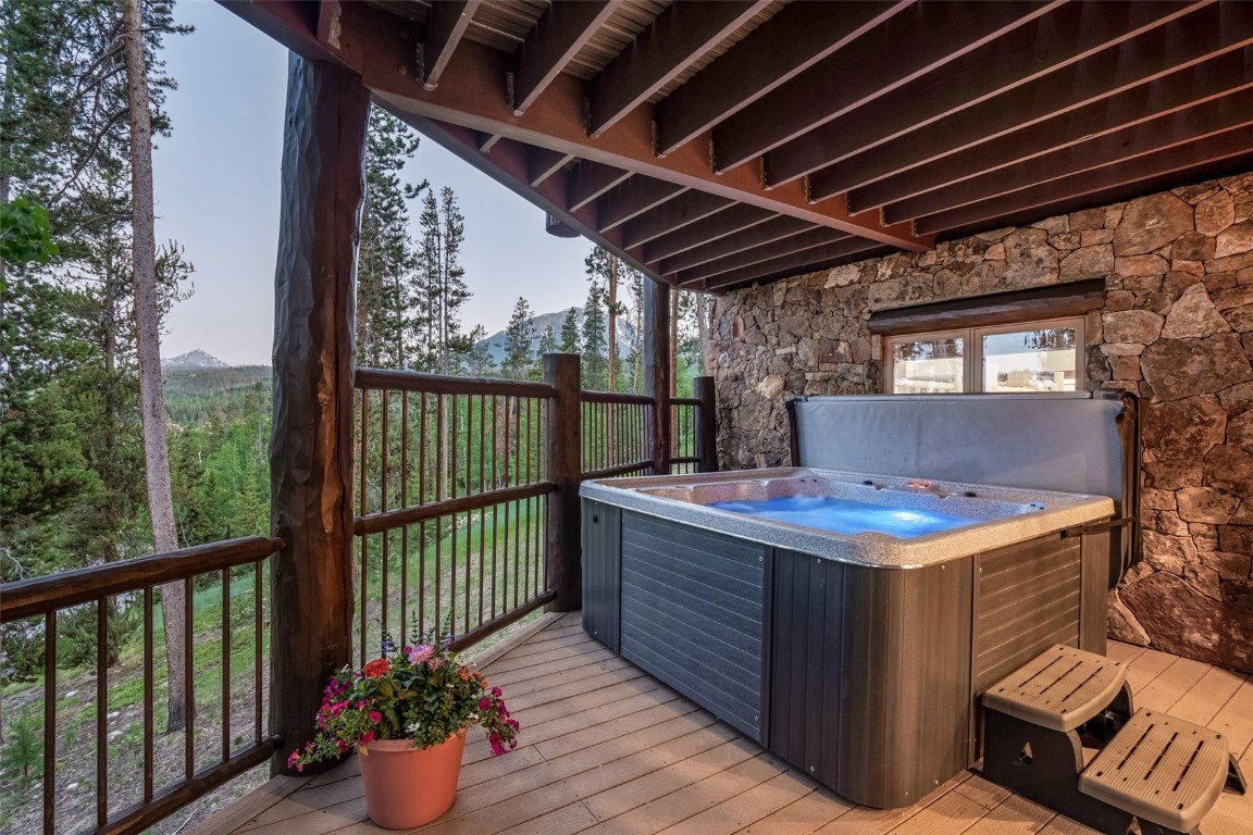 245 Easy Bend Trail Silverthorne, CO 80498 - Photo 37 of 45 a view of a balcony kitchen