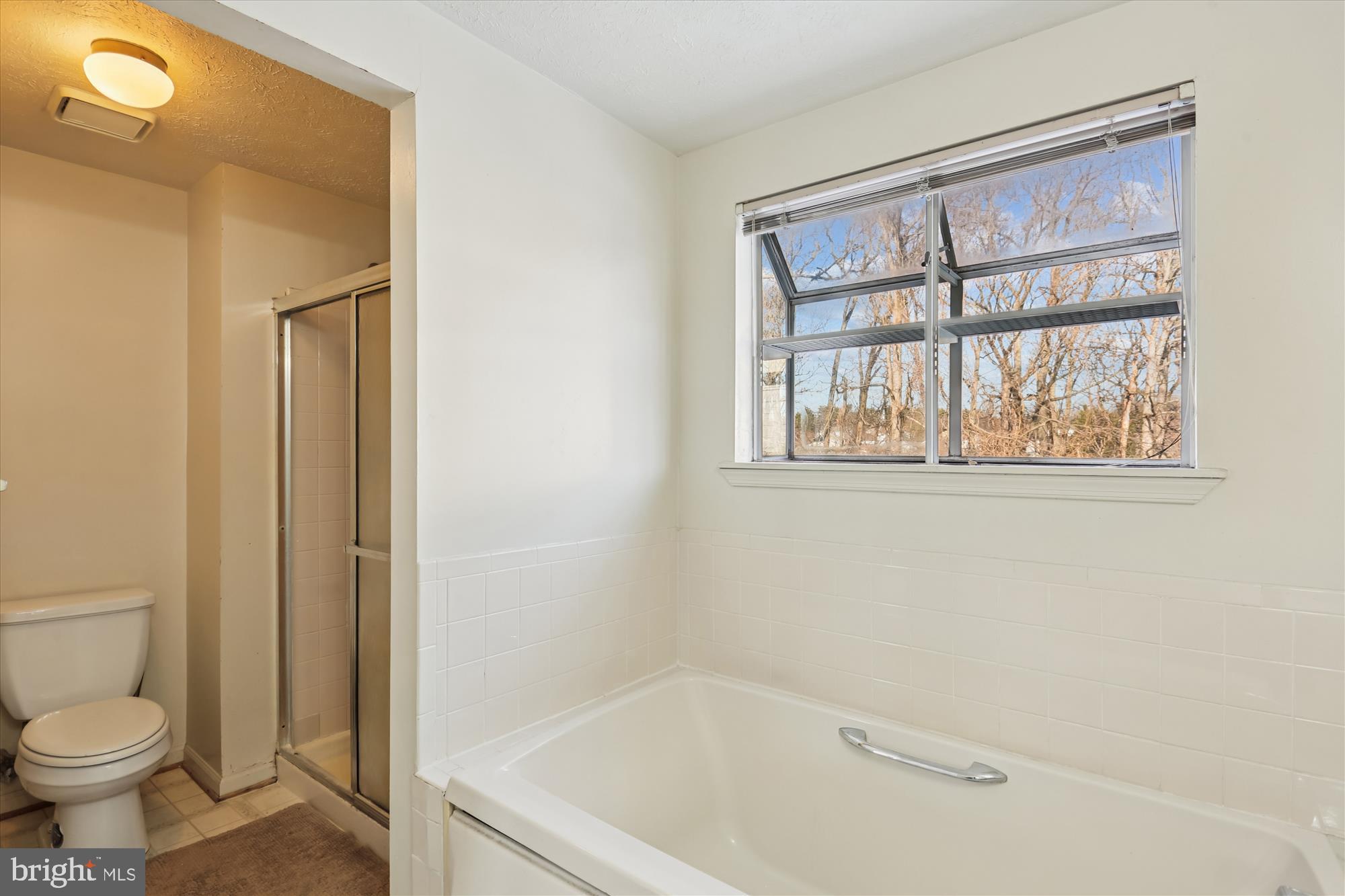 3024 Memory Lane Silver Spring, MD 20904 - Photo 27 of 59 Primary Bath