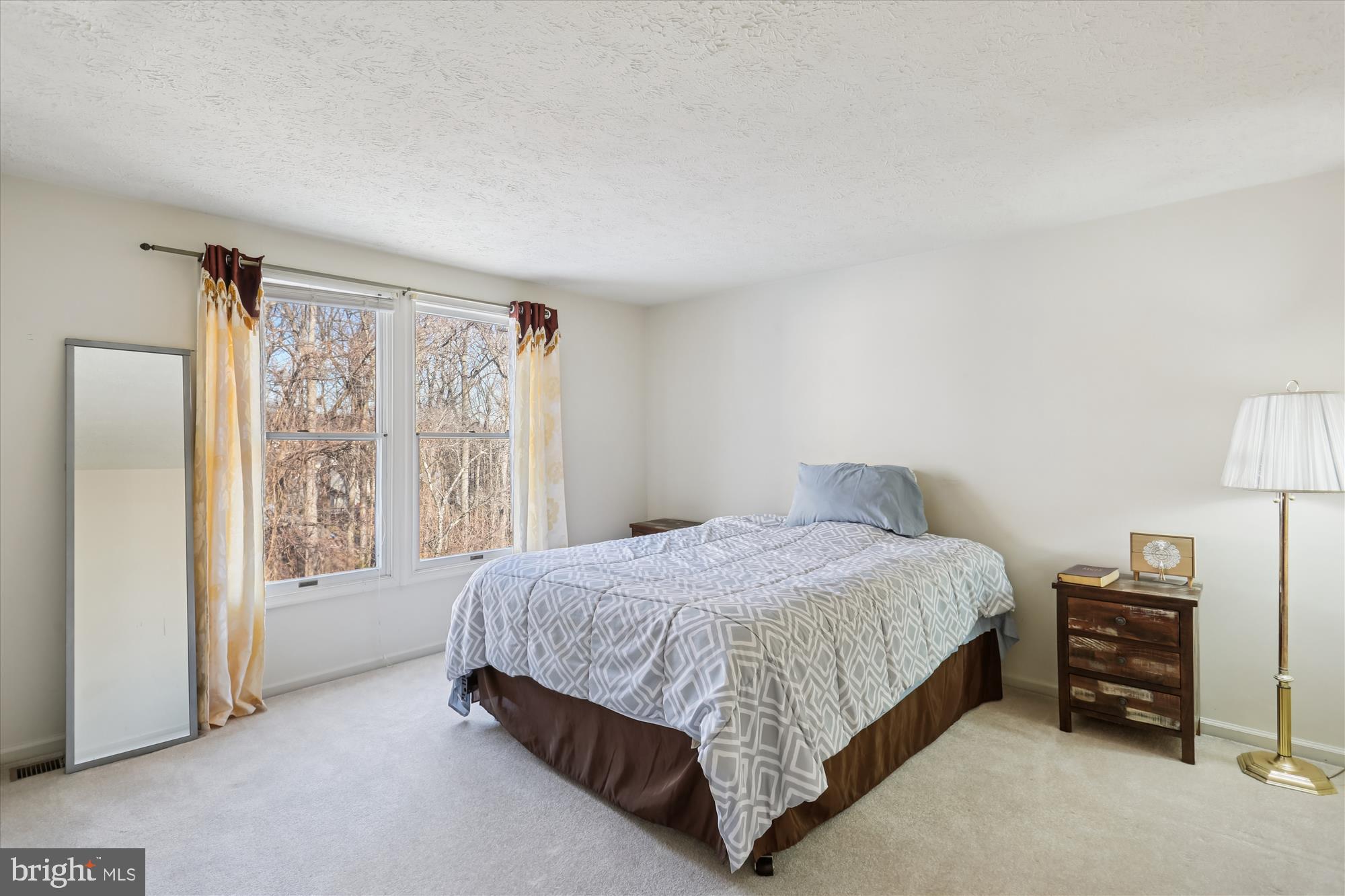 3024 Memory Lane Silver Spring, MD 20904 - Photo 28 of 59 Large Bedroom