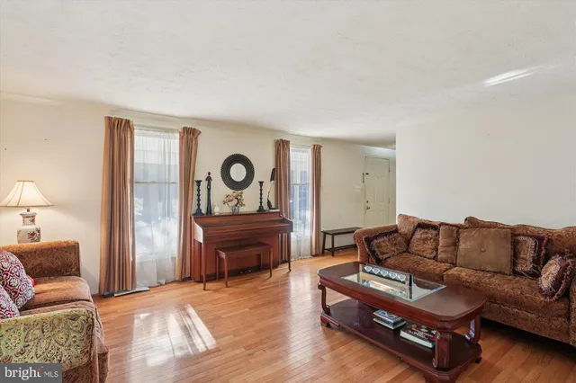 $617,000 | 3024 Memory Lane, Silver Spring, MD 20904