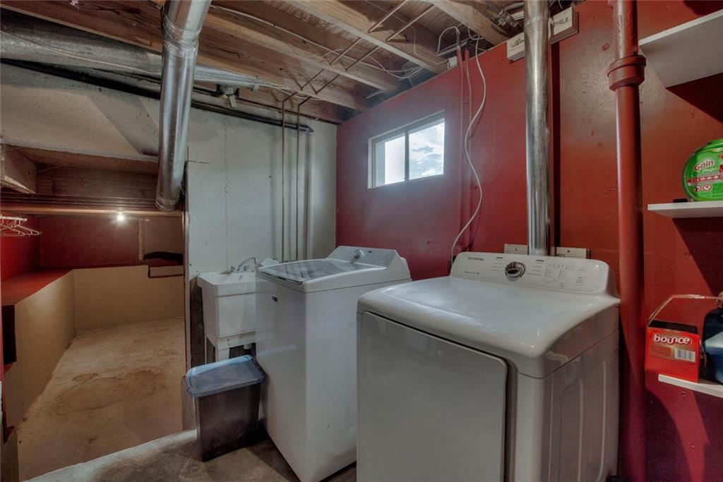 747 Deer Path Road Dillon, CO 80435 - Photo 26 of 29 a utility room with dryer and washer