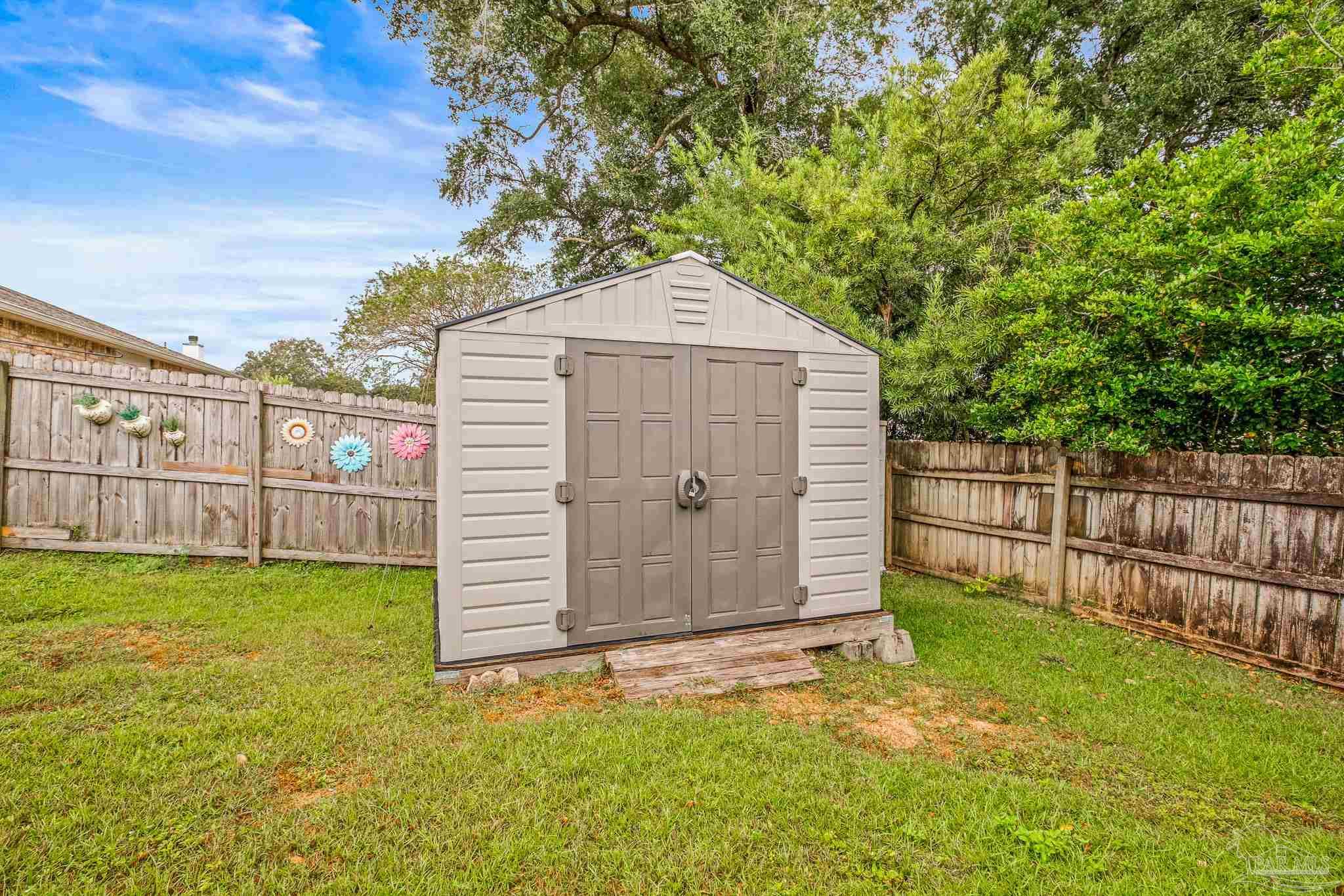 3044 Red Fern Road Cantonment, FL 32533 - Photo 8 of 47 Gallery Image 8