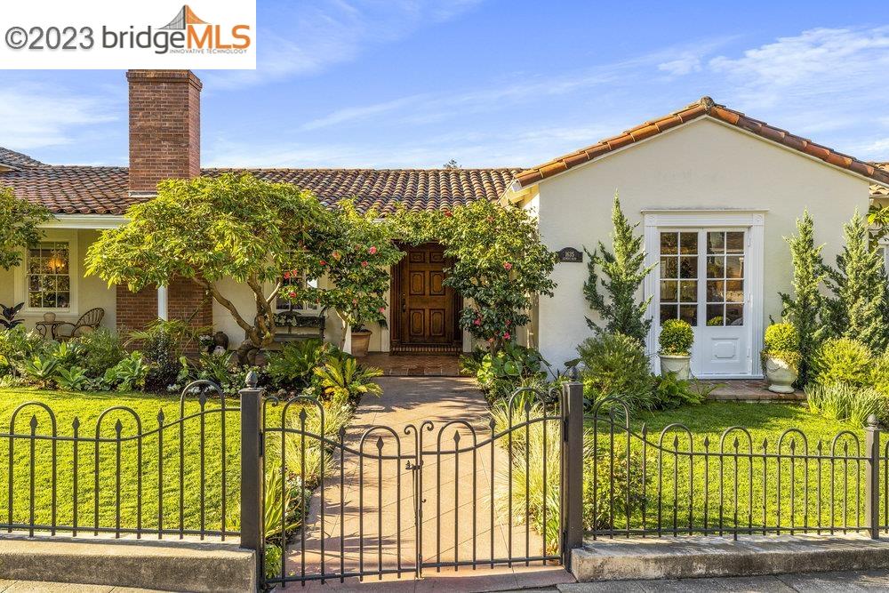 1635 Leimert Boulevard Oakland, CA 94602 - Photo 1 of 60 a front view of a house with a garden