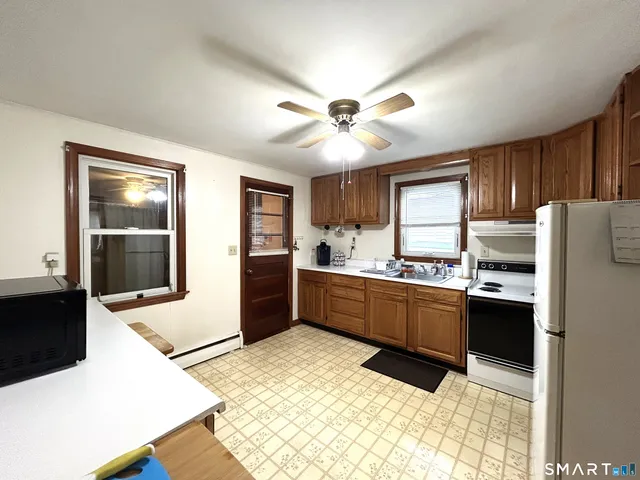 $390,000 | 329 Ezra Street, Bridgeport, CT 06606