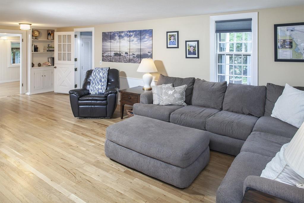 83 Bayview Road Duxbury, MA 02332 - Photo 5 of 29 Gallery Image 5