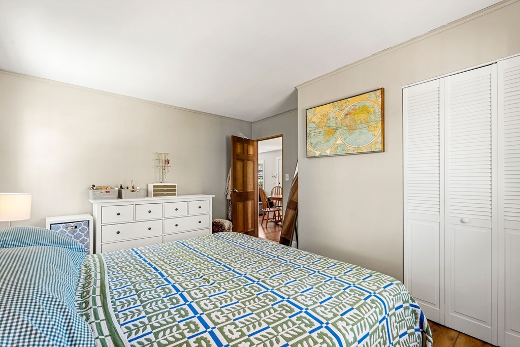 5 Pershing Avenue Acushnet, MA 02743 - Photo 19 of 33