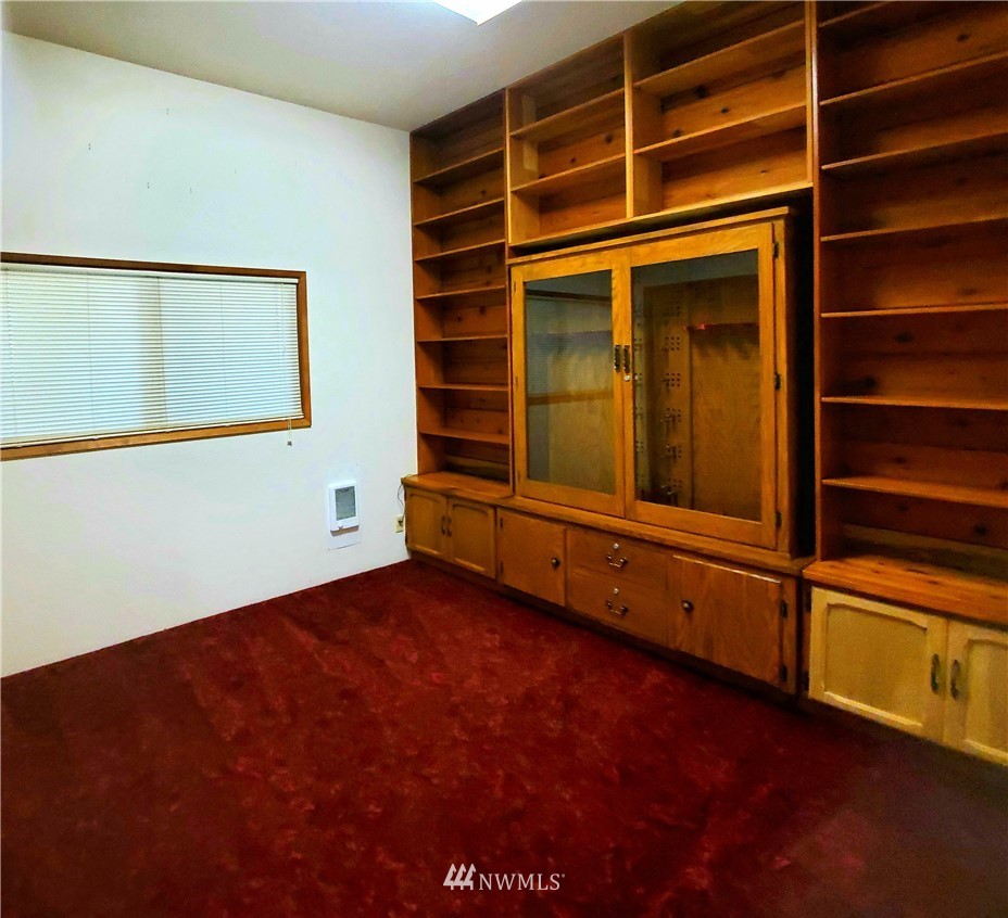 914 Garden Road Aberdeen, WA 98520 - Photo 8 of 27 Gallery Image 8