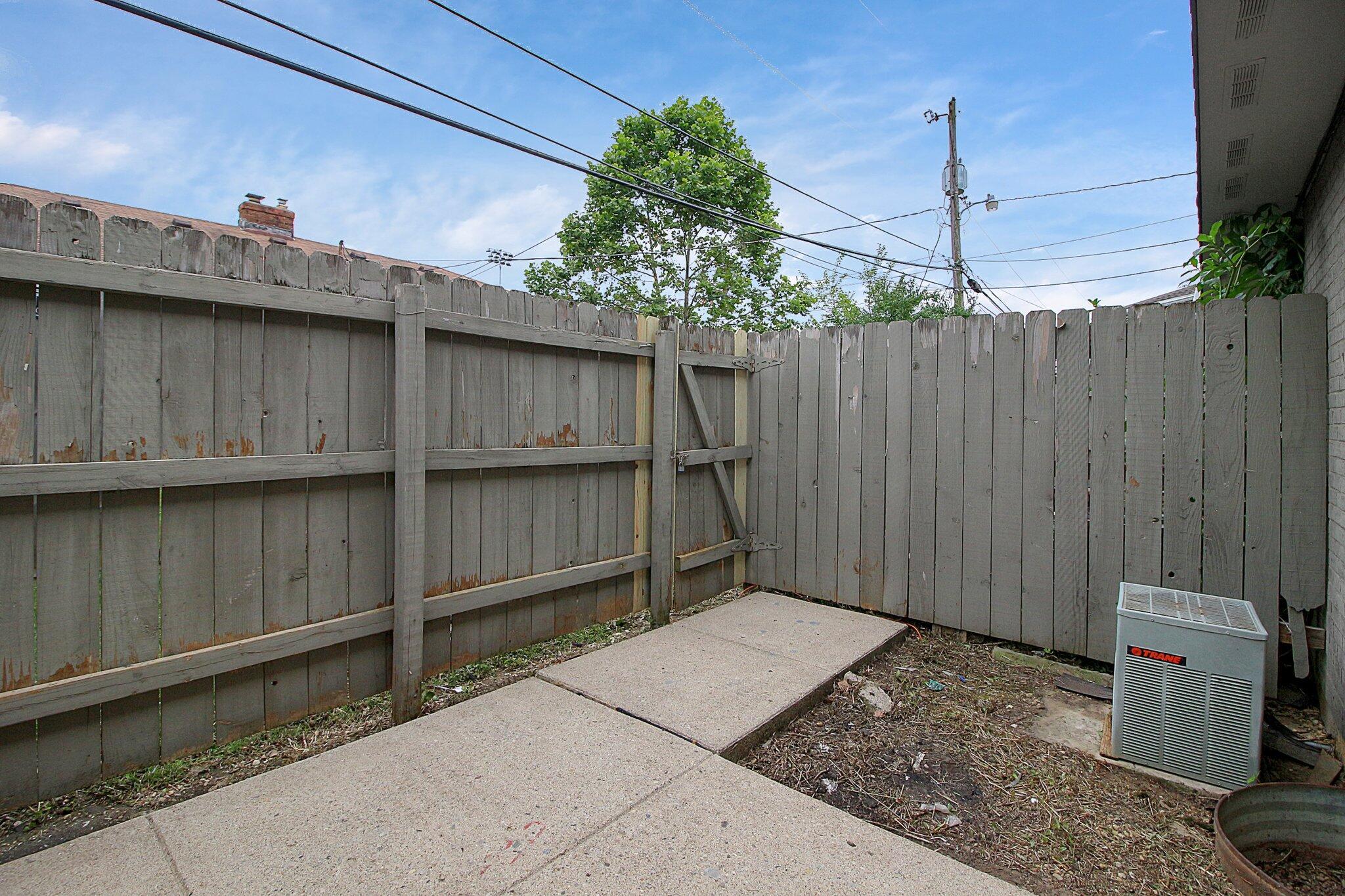 1918 Baldwin Road Reynoldsburg, OH 43068 - Photo 23 of 24 24-web-or-mls-1918-baldwin-rd