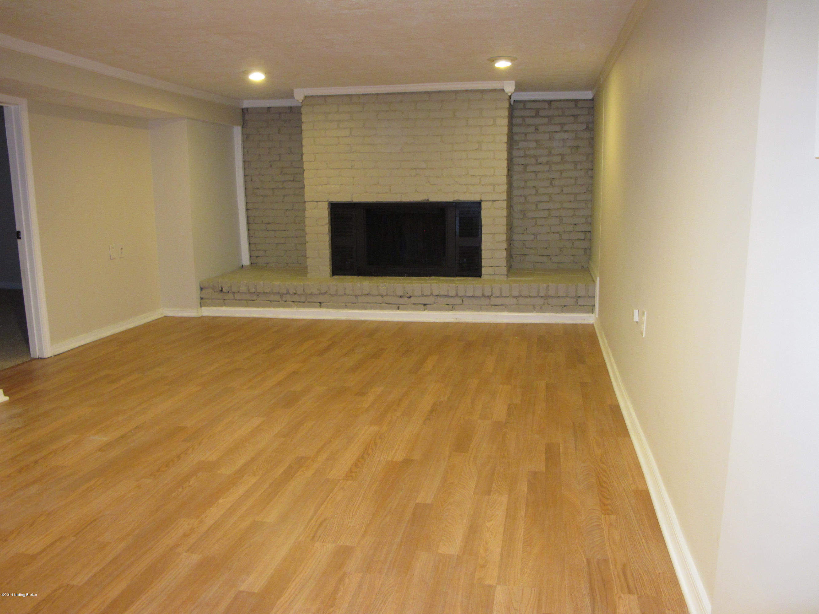 6704 El Rancho Road Louisville, KY 40291 - Photo 23 of 29 IMG_0027