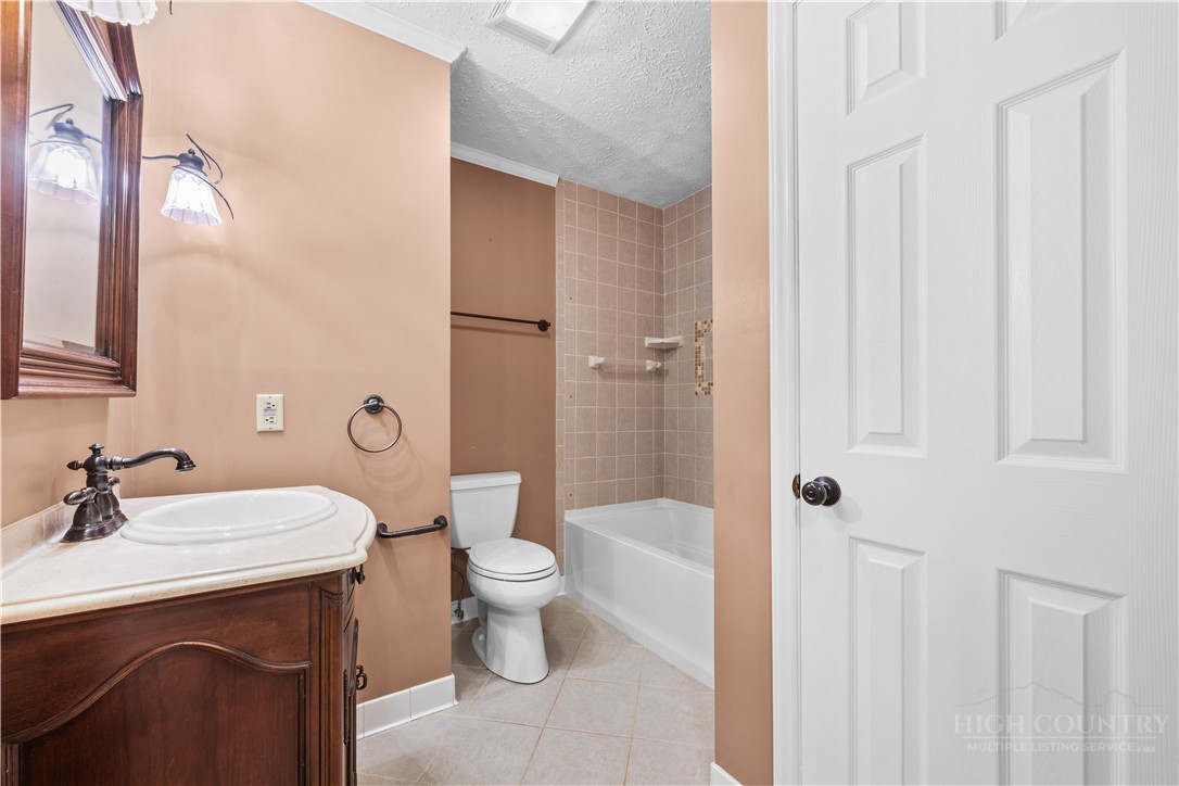 945 7 Oaks Road Boone, NC 28607 - Photo 19 of 50