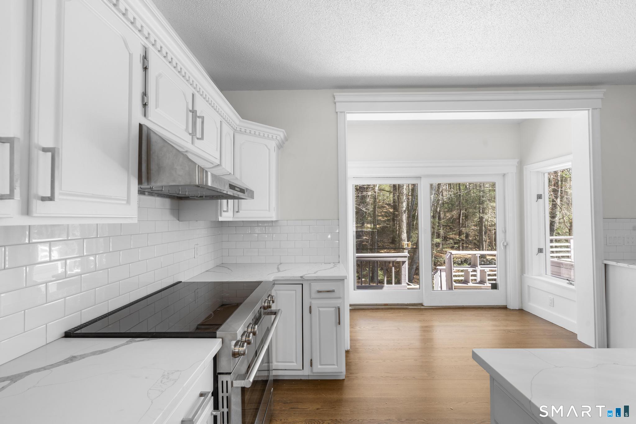 9 Thompson Hill Road Canton, CT 06019 - Photo 10 of 35