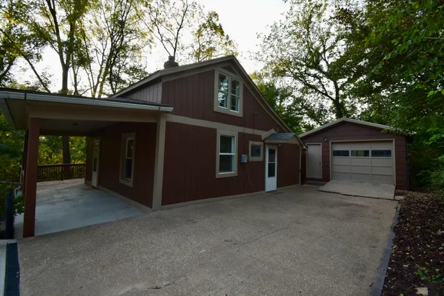 $215,000 | 420 North High Street, Galena, IL 61036