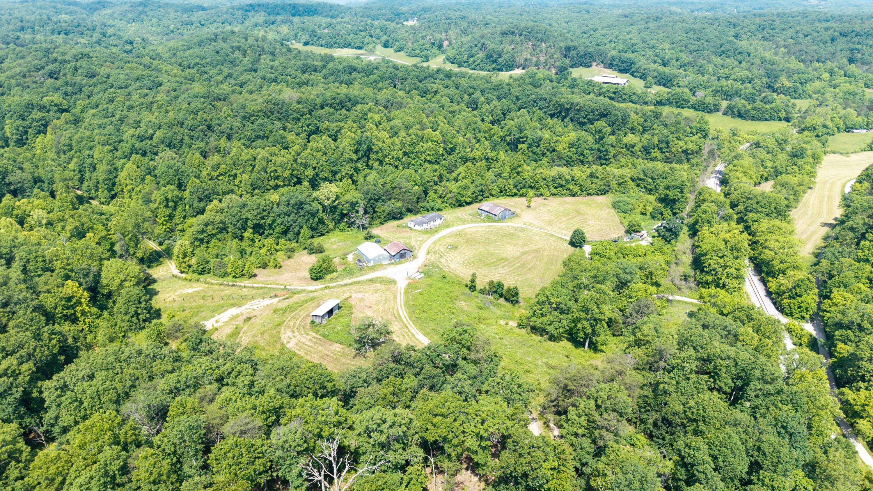 799 Hargett Road Irvine, KY 40336 - Photo 8 of 71 779Hargetroad-8