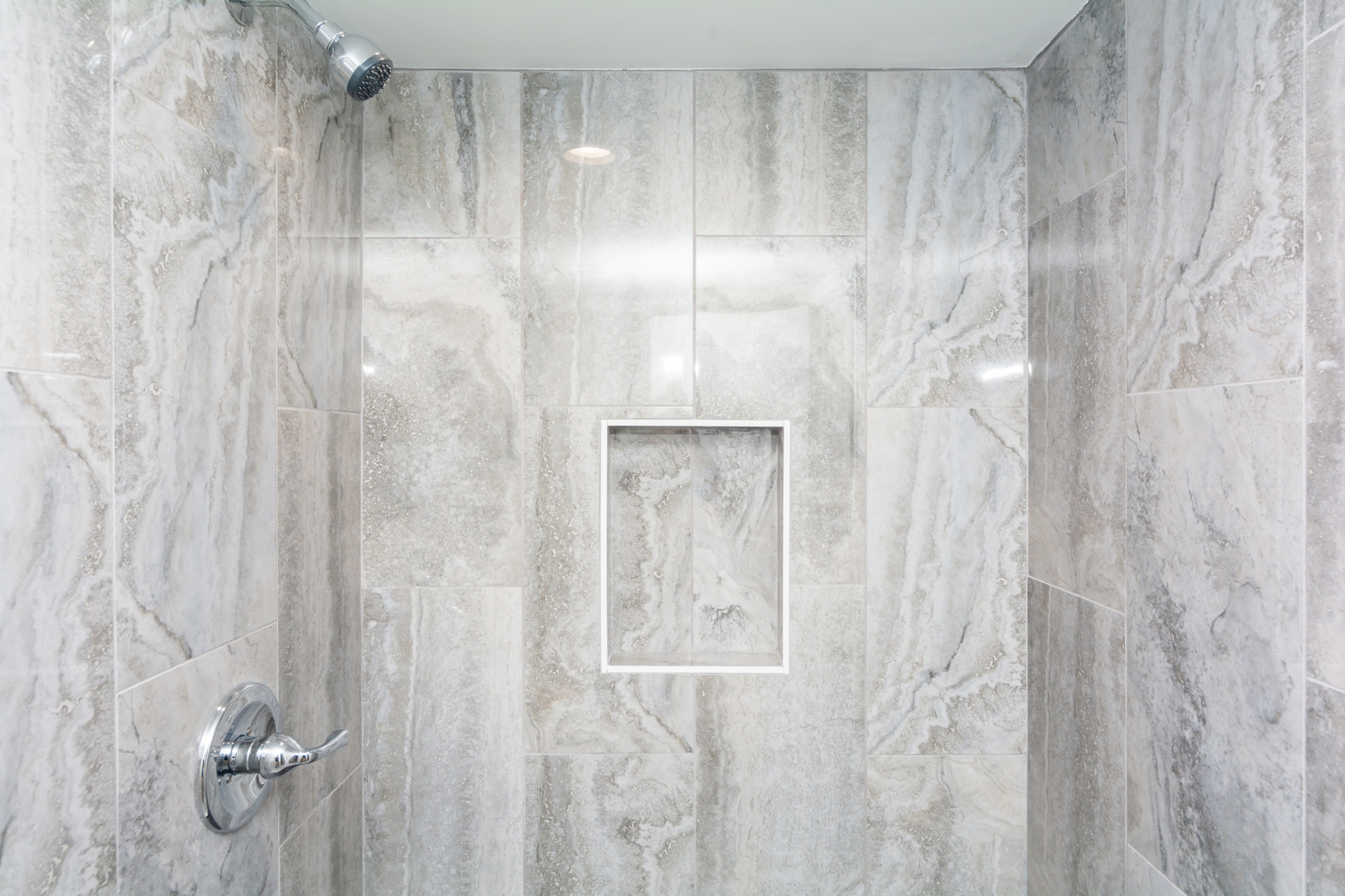 2840 140th Street Blue Island, IL 60406 - Photo 14 of 16 a bathroom with a shower