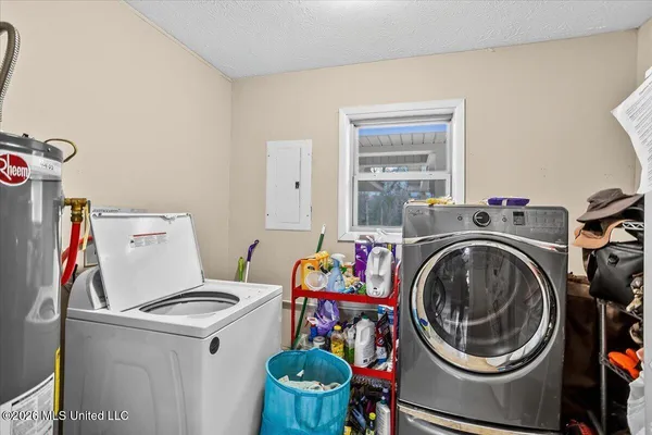 $235,000 | 623 Little Rock Road, Waynesboro, MS 39367