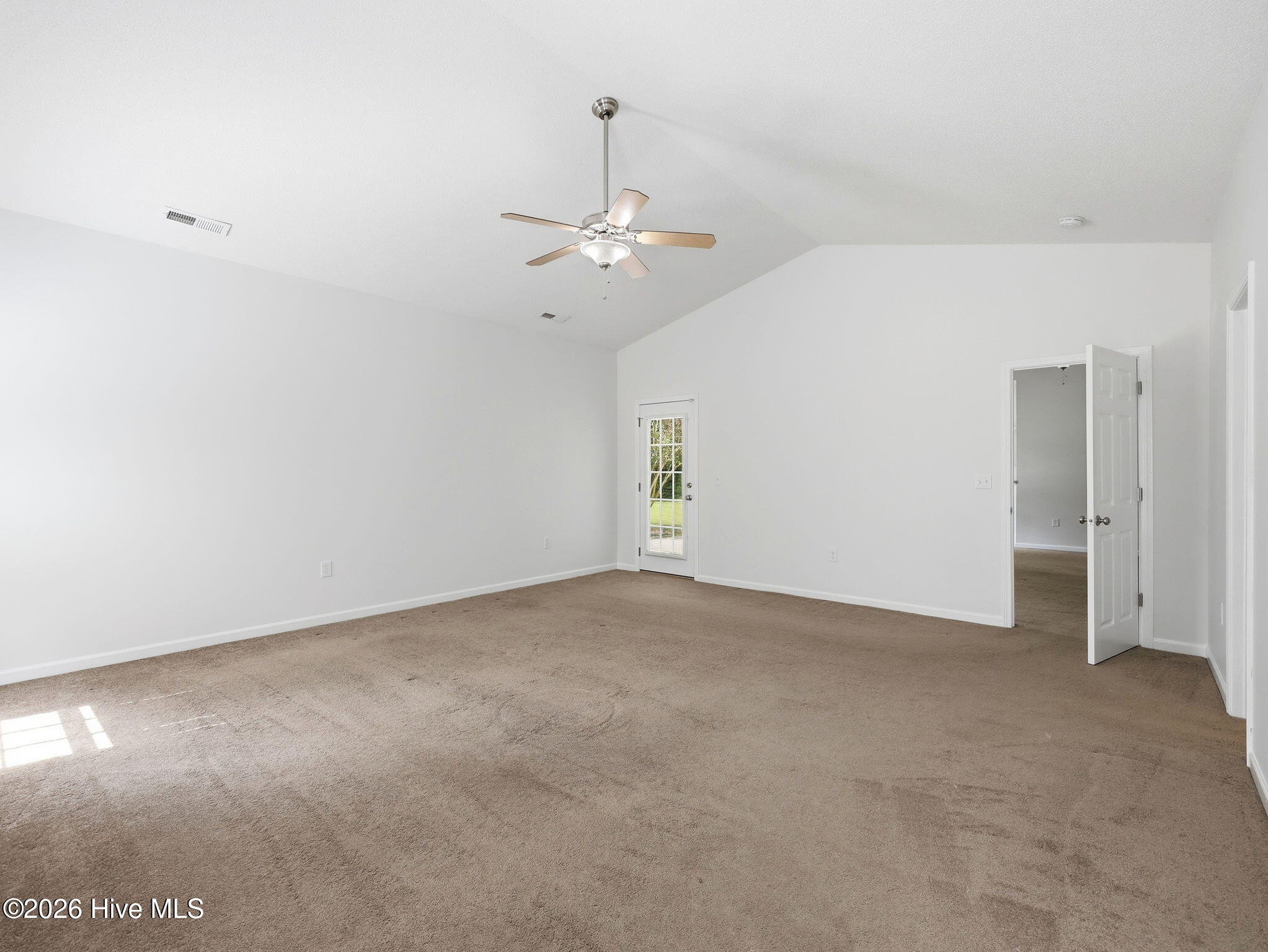 102 Spring Leaf Lane Jacksonville, NC 28540 - Photo 16 of 52