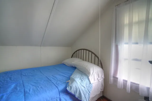 $1,450 | 80 Noyes Avenue, Stonington, CT 06378