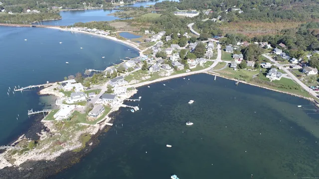 $1,450 | 80 Noyes Avenue, Stonington, CT 06378