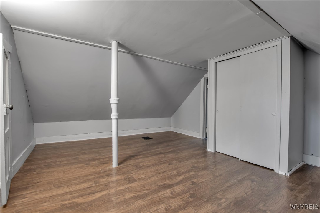 113 Laurel Street Buffalo, NY 14209 - Photo 31 of 39