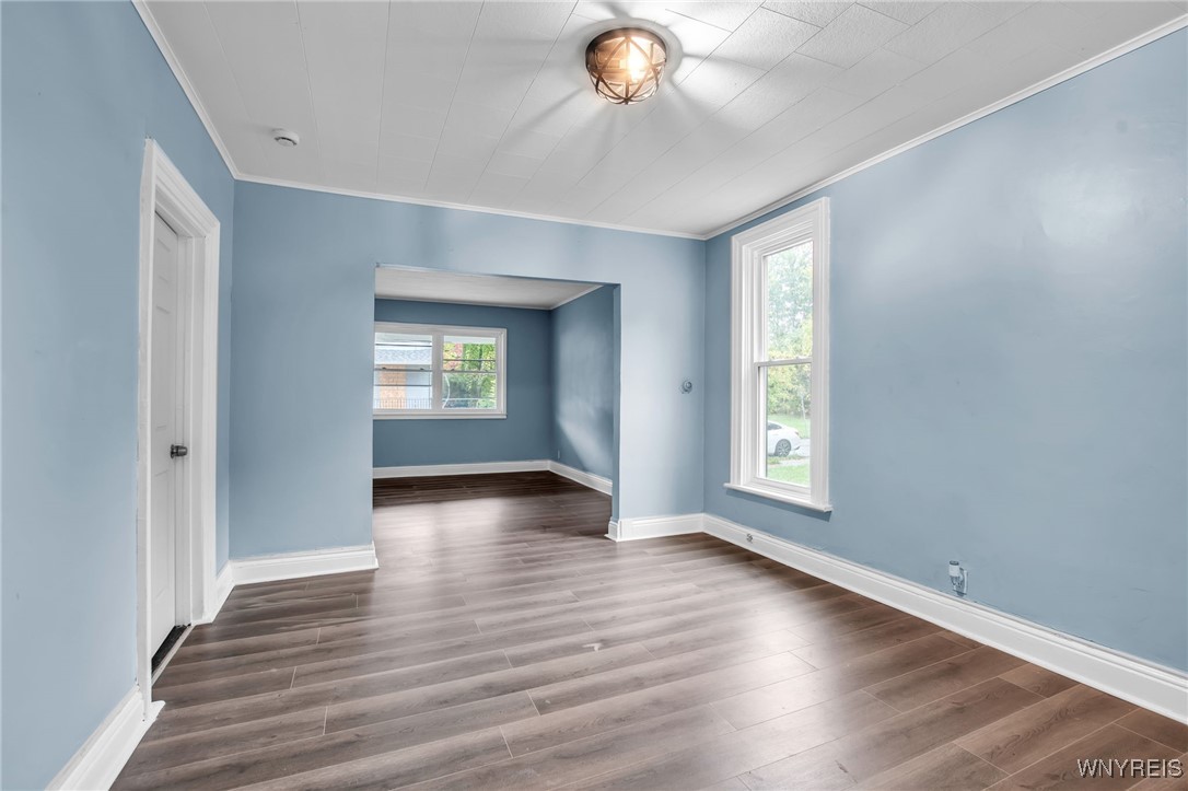 113 Laurel Street Buffalo, NY 14209 - Photo 10 of 39