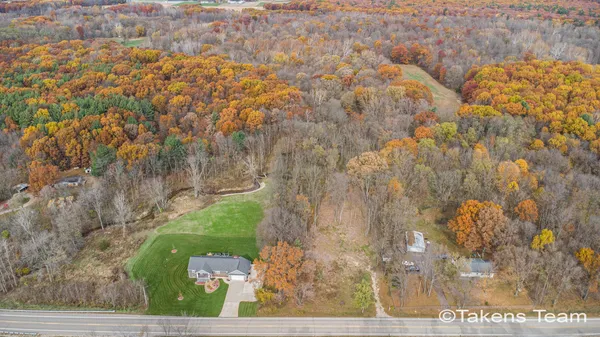 $189,000 | 2729 138th Avenue, Dorr, MI 49323