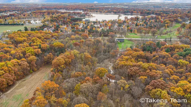 $195,000 | 2729 138th Avenue, Dorr, MI 49323