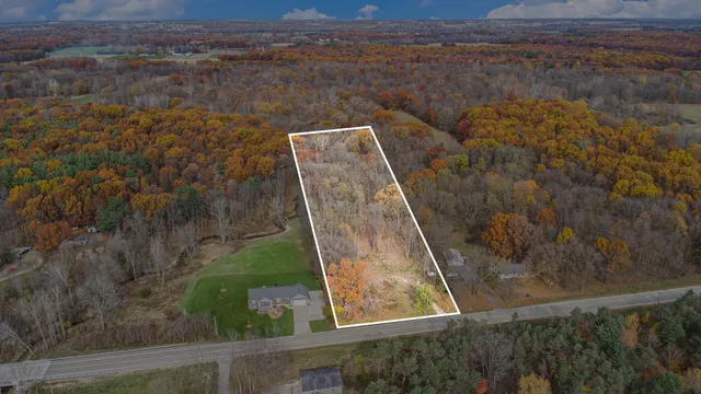 $195,000 | 2729 138th Avenue, Dorr, MI 49323