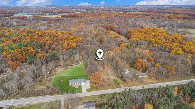 $195,000 | 2729 138th Avenue, Dorr, MI 49323