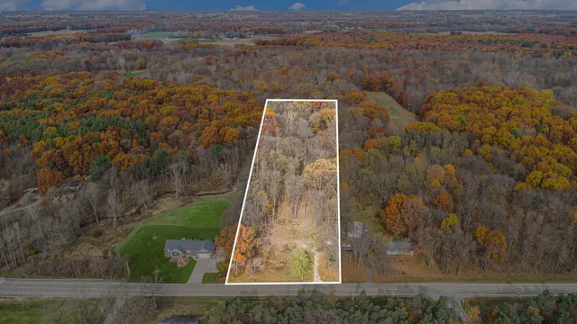 $195,000 | 2729 138th Avenue, Dorr, MI 49323