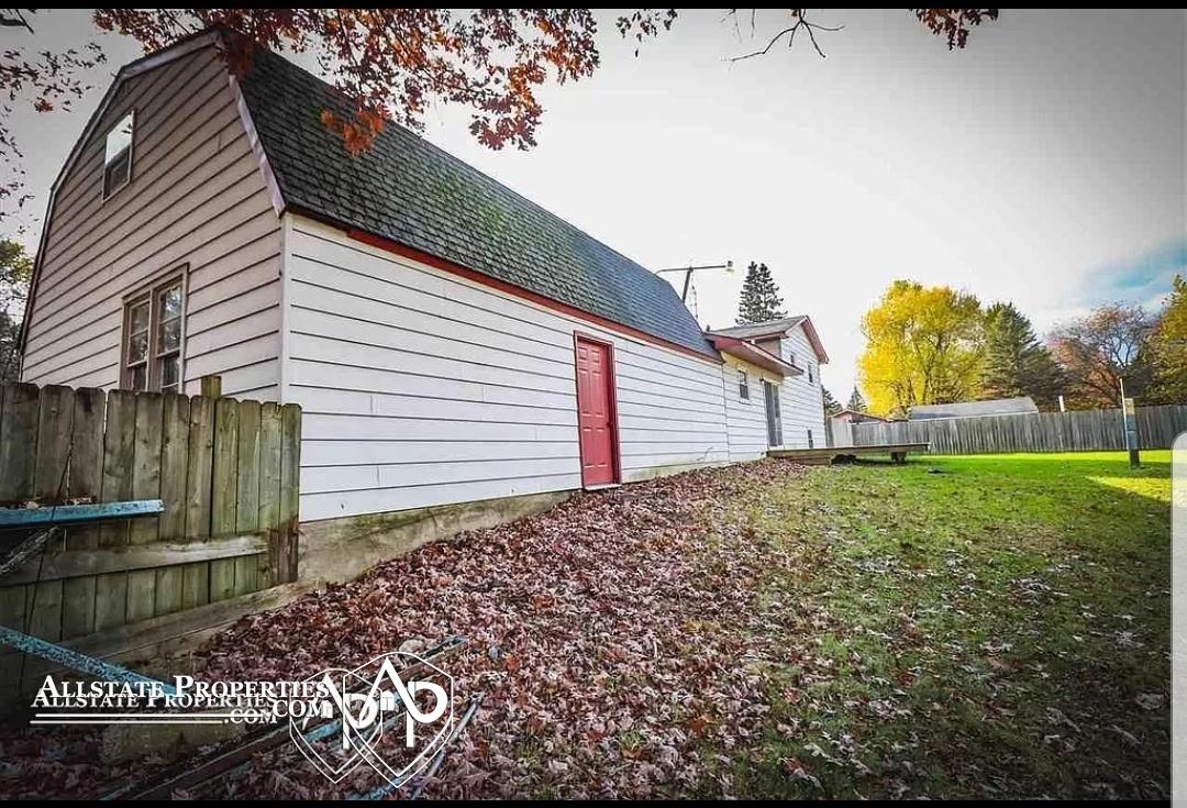 11093 Carr Road Davison, MI 48423 - Photo 2 of 26