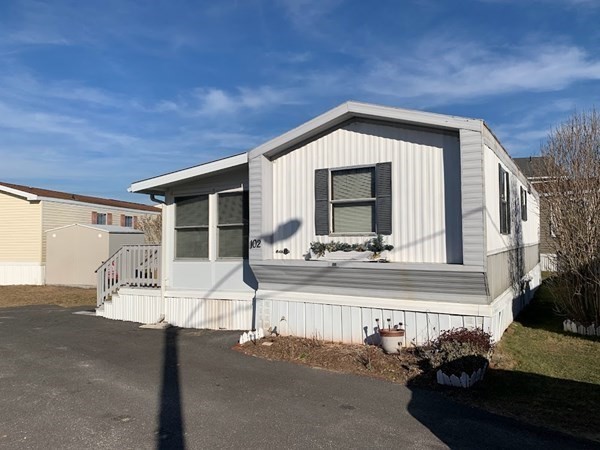 557 Southwest Cutoff, Unit 102 Worcester, MA 01607 - Photo 1 of 9