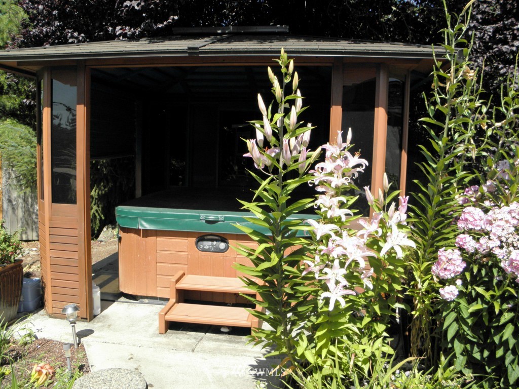 610 Rice Court Steilacoom, WA 98388 - Photo 11 of 14 Gallery Image 11