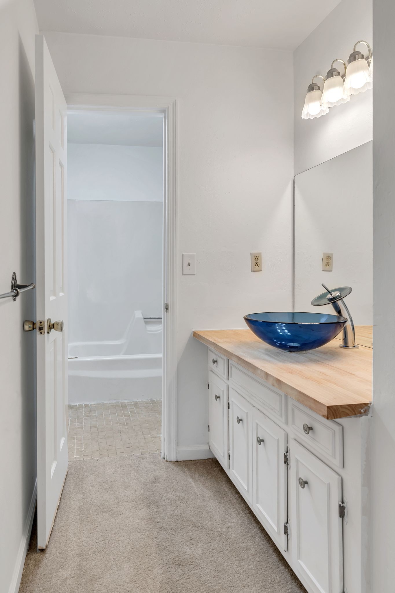 4001 Anderson Road, Unit O41 Nashville, TN 37217 - Photo 19 of 36