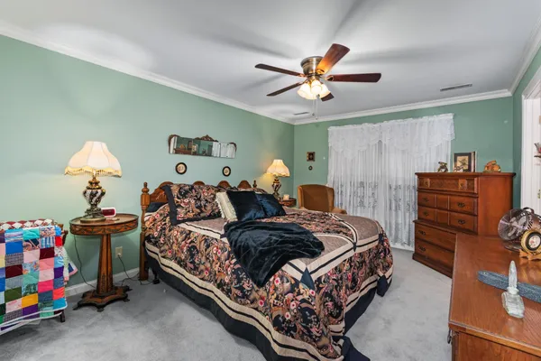 $475,000 | 225 Blue Springs Boulevard, Cadiz, KY 42211