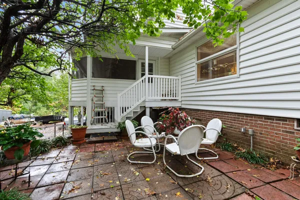 $475,000 | 225 Blue Springs Boulevard, Cadiz, KY 42211