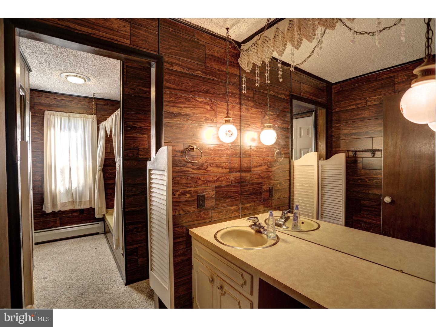 400 Fearnot Road Sacramento, PA 17968 - Photo 11 of 18 Bathroom