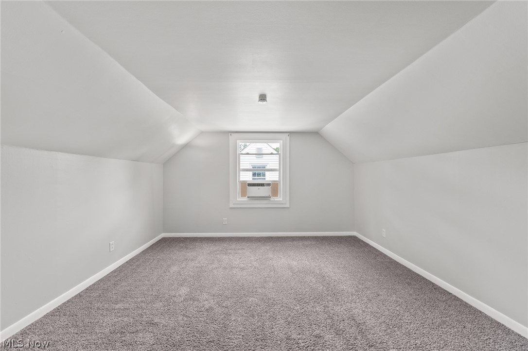 2376 Harding Road Cuyahoga Falls, OH 44223 - Photo 16 of 25 2nd floor