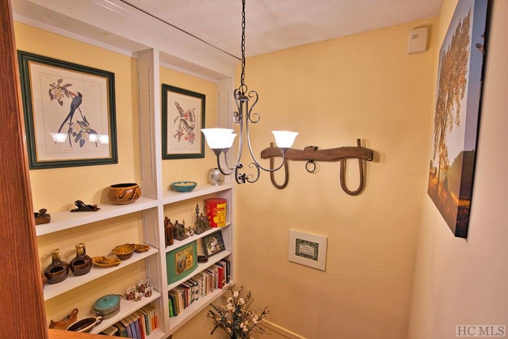 102 Quail Ridge Drive Franklin, NC 28734 - Photo 25 of 40 Gallery Image 25