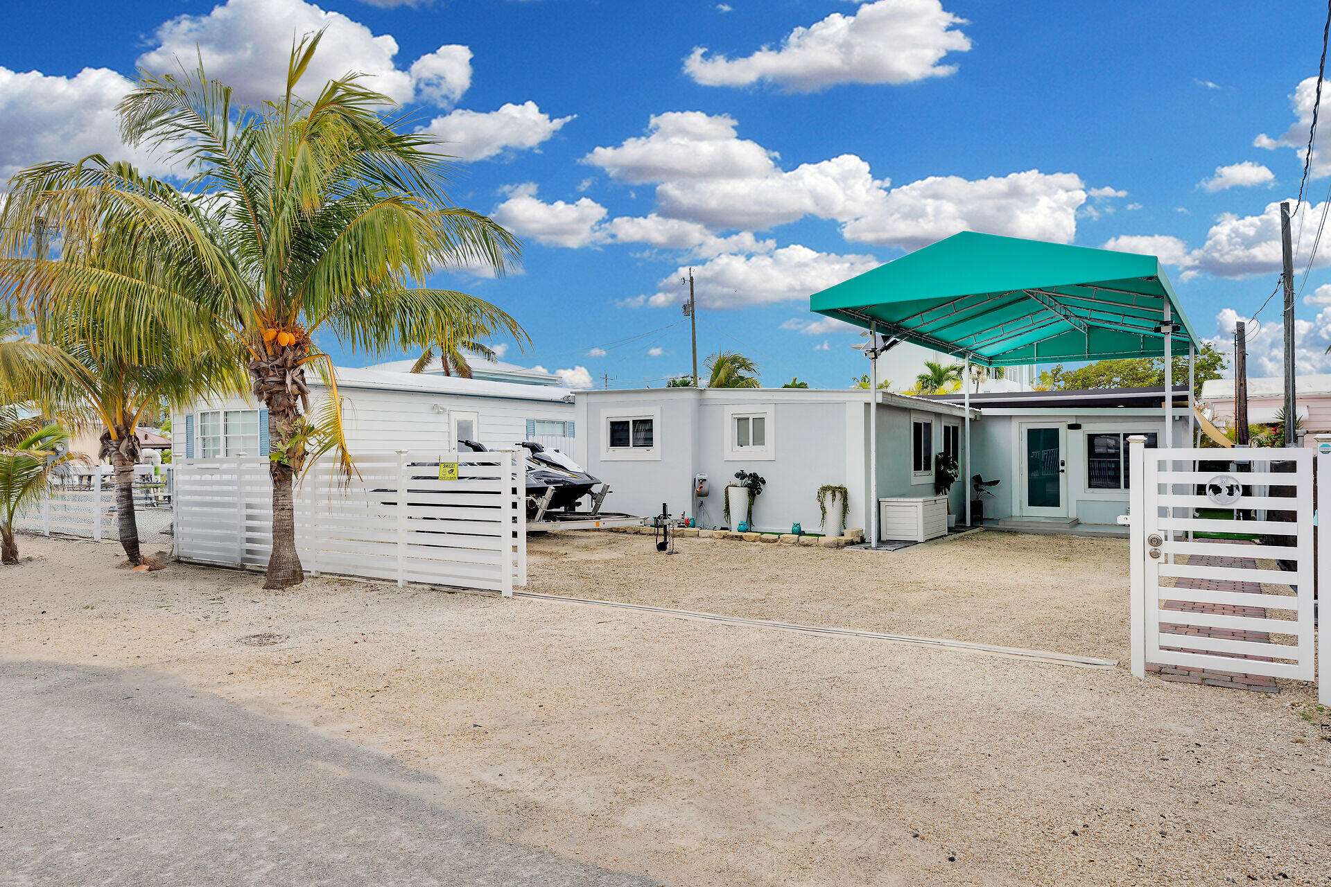 60 Bird Lane Key Largo, FL 33037 - Photo 3 of 45 virtual-tour-363983-46