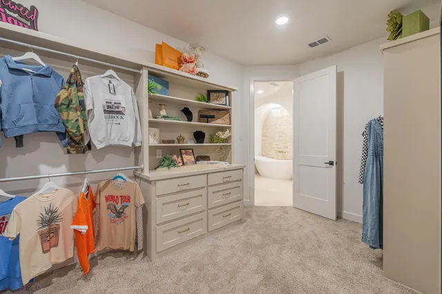 $866,700 | 4234 Zadar Avenue, Lubbock, TX 79407