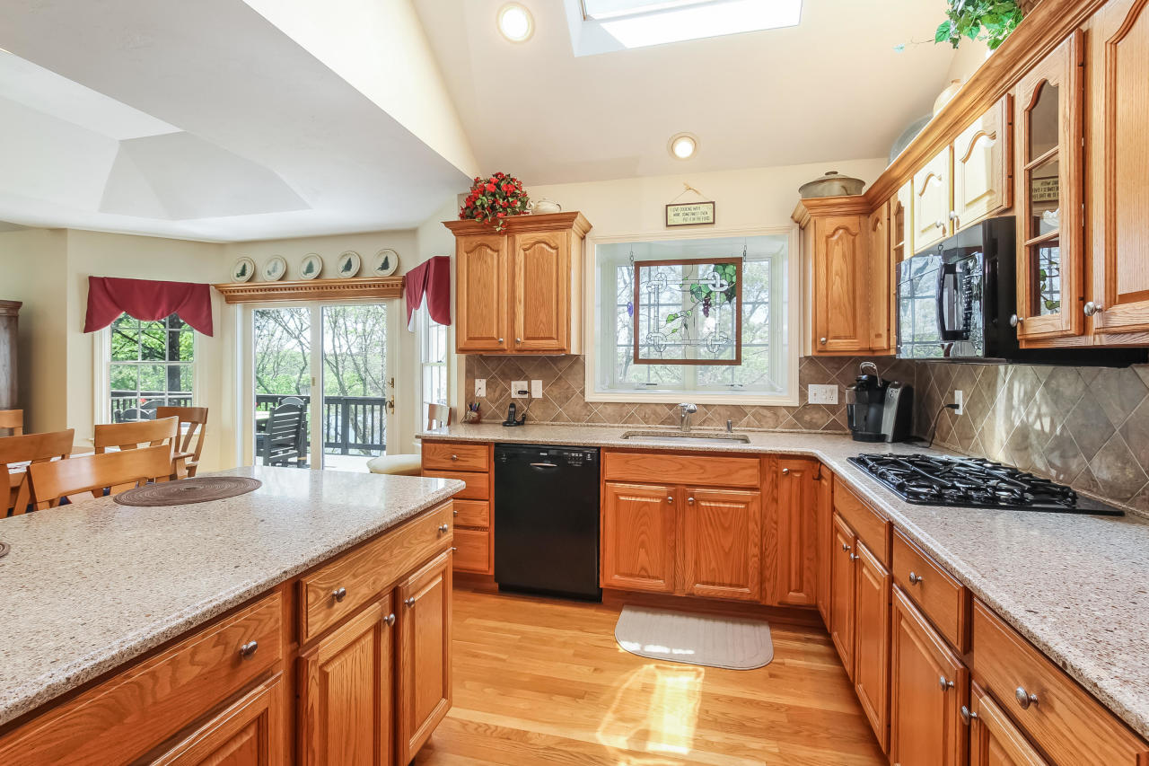 17 Grovedale Road Oak Bluffs, MA 02557 - Photo 12 of 31 Additional Photo